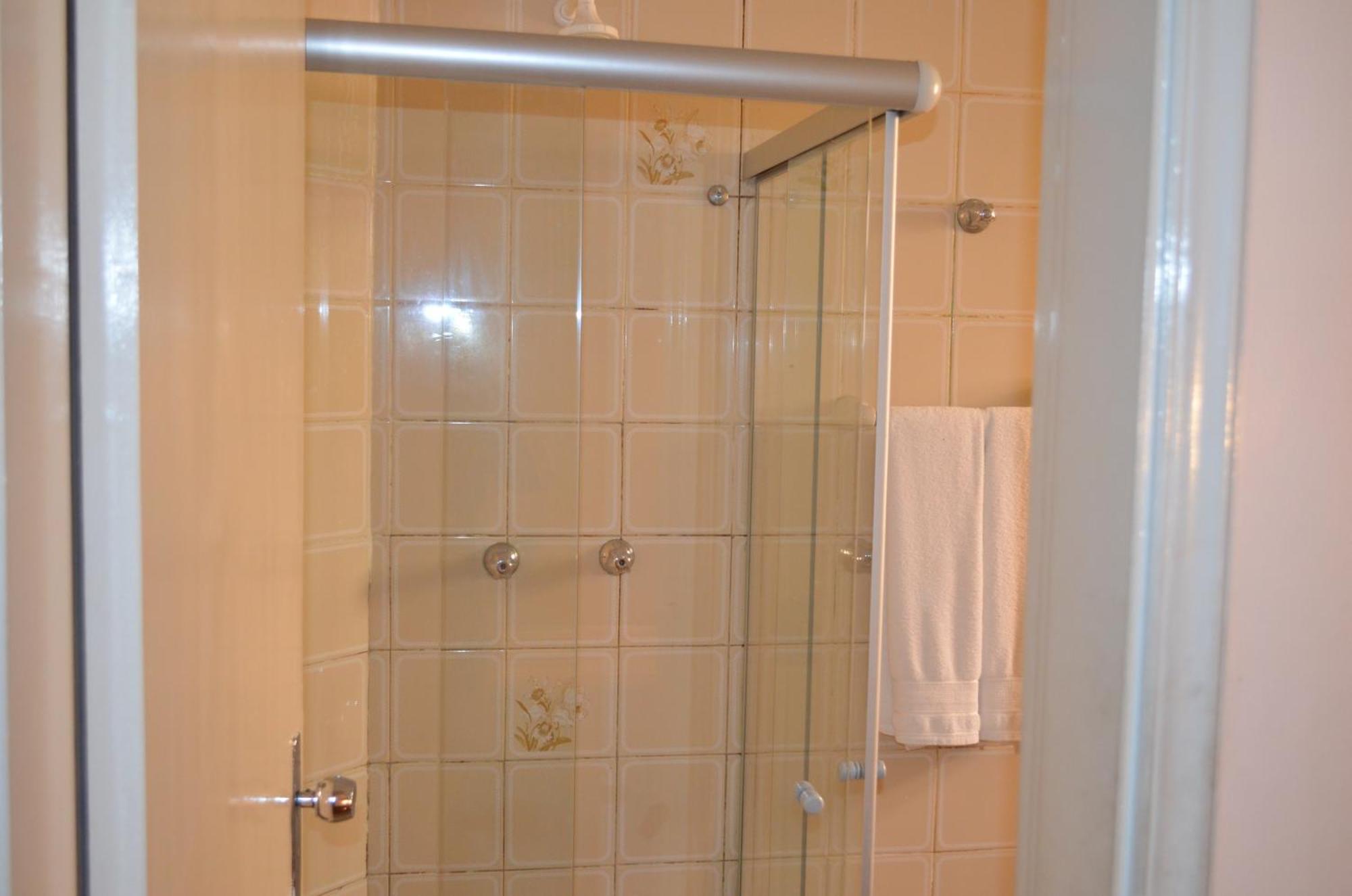 Reinales Plaza Hotel São Paulo Rum bild